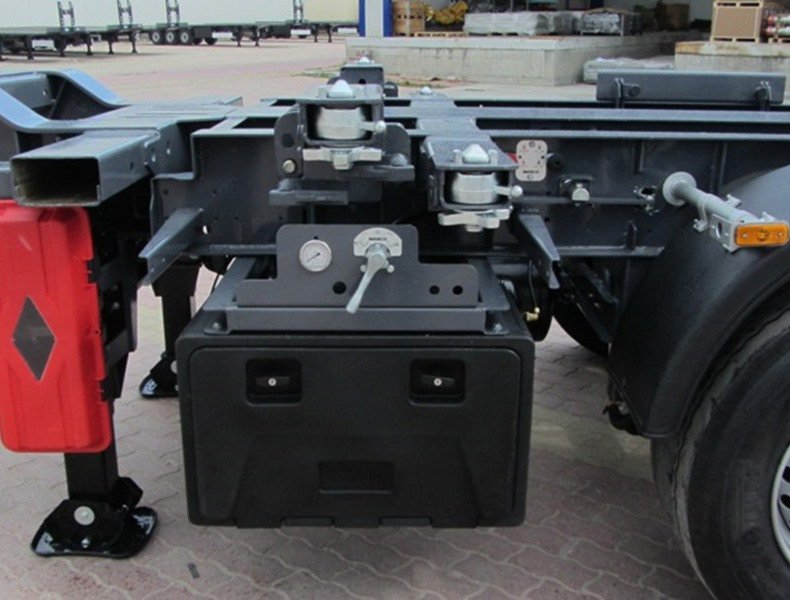 SERIN Telescopik Container Carrier Semi Trailer 1x20'/2x20'/1x30'/1x40'/1x45' - Container transporter/ Swap body semi-trailer: picture 3 SERIN Telescopik Container Carrier Semi Trailer 1x20'/2x20'/1x30'/1x40'/1x45' - Container transporter/ Swap body semi-trailer: picture 3