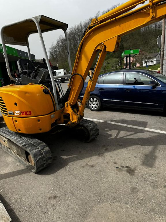 IHI 25VX3, 2.5ton, SWISS Machine IHI 25VX3, 2.5ton, SWISS Machine - Mini excavator: picture 3 IHI 25VX3, 2.5ton, SWISS Machine IHI 25VX3, 2.5ton, SWISS Machine - Mini excavator: picture 3