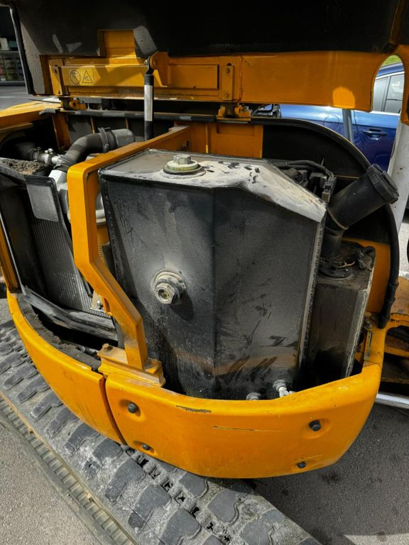 IHI 25VX3, 2.5ton, SWISS Machine IHI 25VX3, 2.5ton, SWISS Machine - Mini excavator: picture 5 IHI 25VX3, 2.5ton, SWISS Machine IHI 25VX3, 2.5ton, SWISS Machine - Mini excavator: picture 5