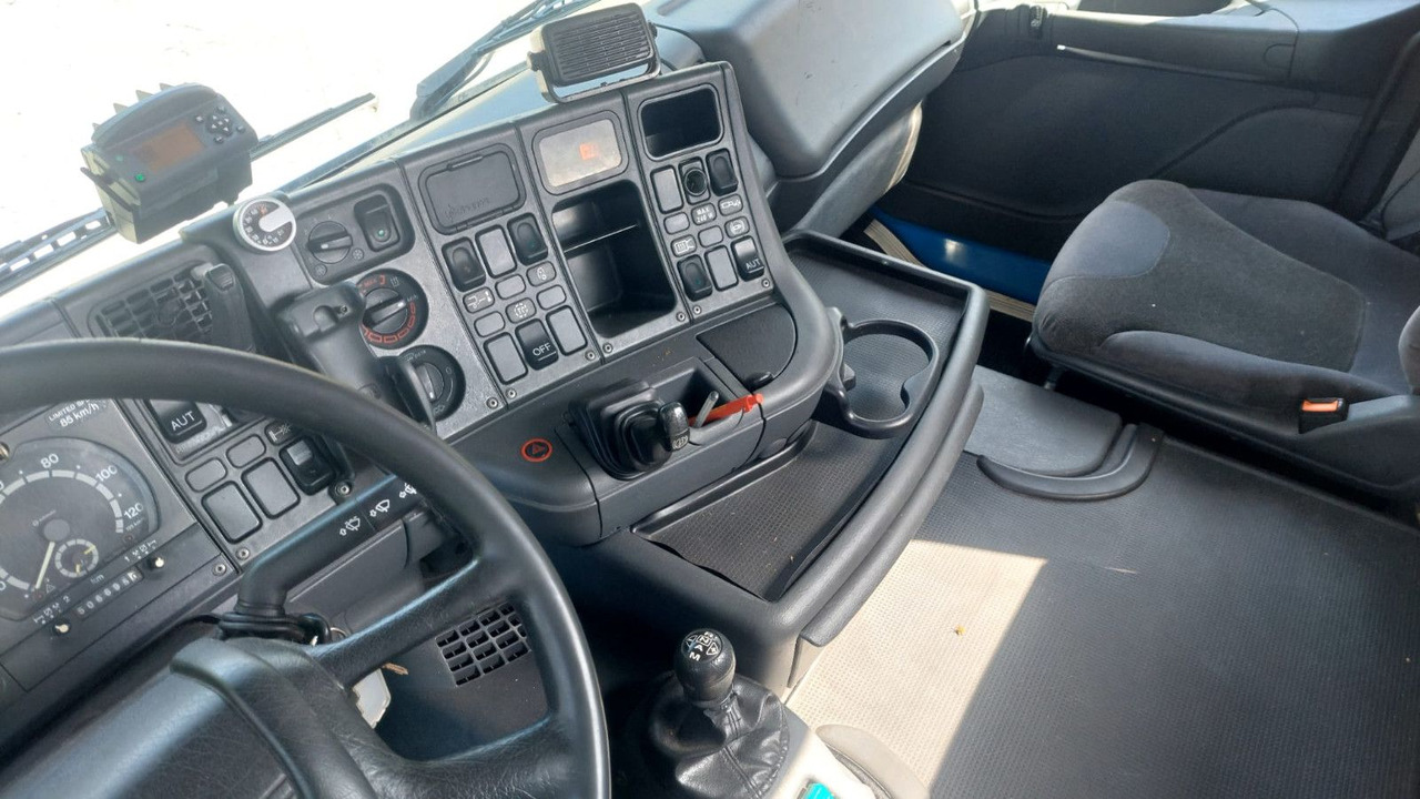 Cab chassis truck Scania R124LB 420 4x2, Euro 3: picture 13
