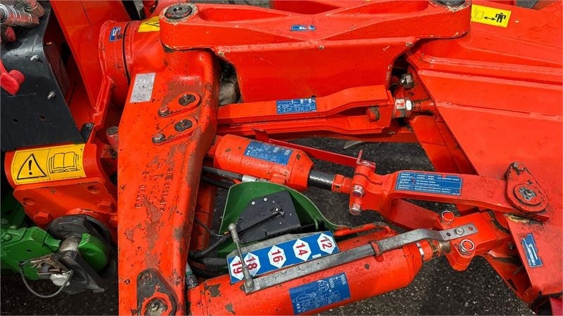 Kuhn Vari Master 183 6 Furet 183  - Plow: picture 5 Kuhn Vari Master 183 6 Furet 183  - Plow: picture 5