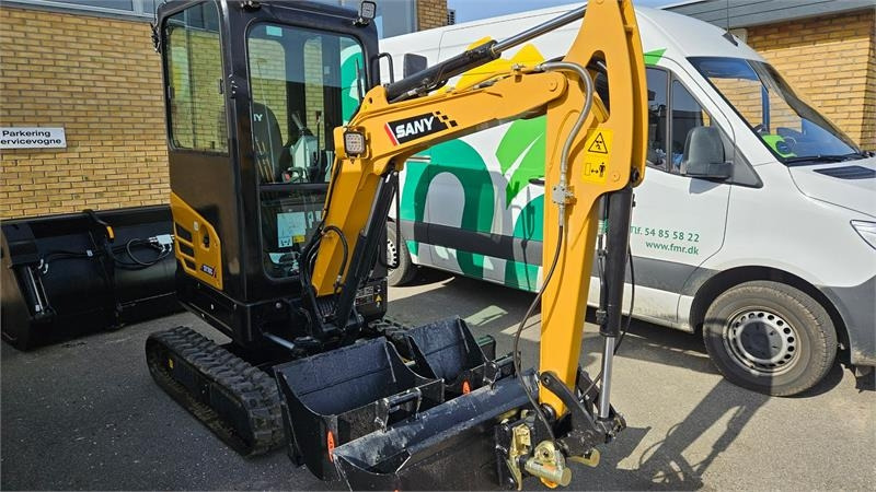 Sany SY18C - Mini excavator: picture 2 Sany SY18C - Mini excavator: picture 2