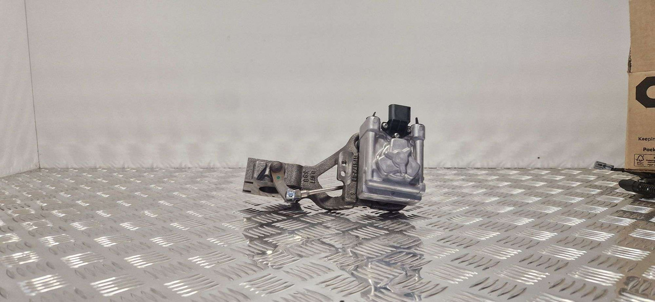 JCB 320/06168 EGR Valve Turbo Actuator engine - Engine and parts for Construction machinery: picture 2 JCB 320/06168 EGR Valve Turbo Actuator engine - Engine and parts for Construction machinery: picture 2