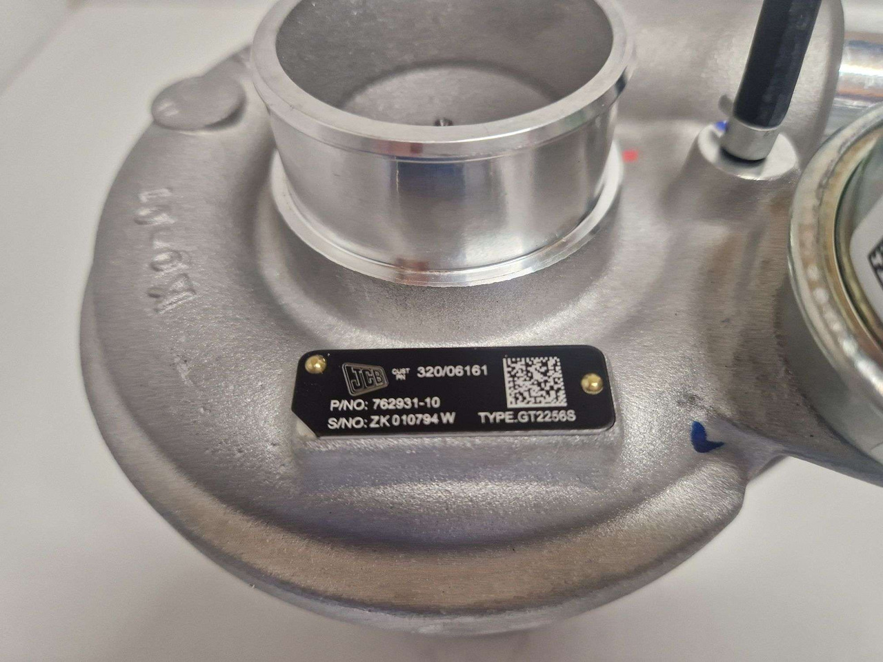 JCB 74kw mT3 Turbo Garrett Turbocharger 320/06161 / 762931-10 - Engine and parts for Construction machinery: picture 2 JCB 74kw mT3 Turbo Garrett Turbocharger 320/06161 / 762931-10 - Engine and parts for Construction machinery: picture 2