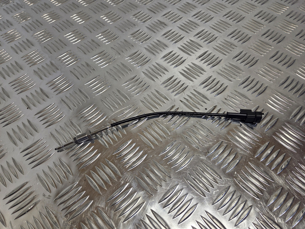 JCB Exhaust Temperature Sensor 320/06233 GENUINE JCB - Engine and parts for Construction machinery: picture 1 JCB Exhaust Temperature Sensor 320/06233 GENUINE JCB - Engine and parts for Construction machinery: picture 1