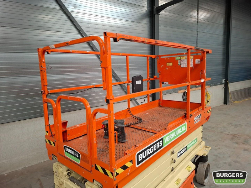 Scissor lift JLG 3246ES: picture 9 Scissor lift JLG 3246ES: picture 9