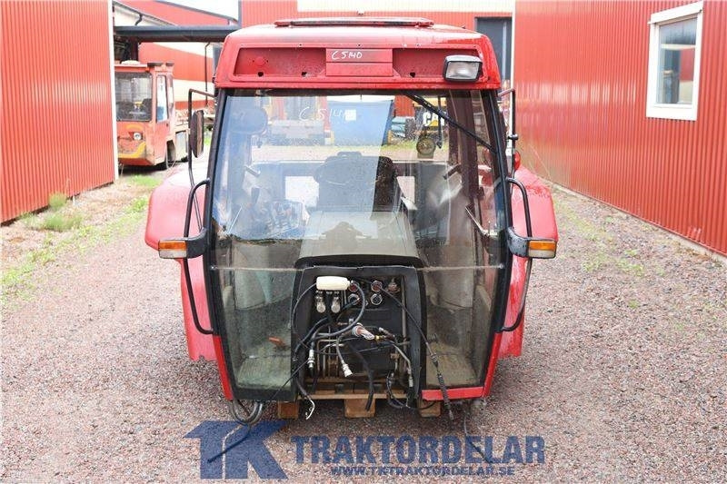 Case 5140 Maxxum - Cab for Farm tractor: picture 1 Case 5140 Maxxum - Cab for Farm tractor: picture 1