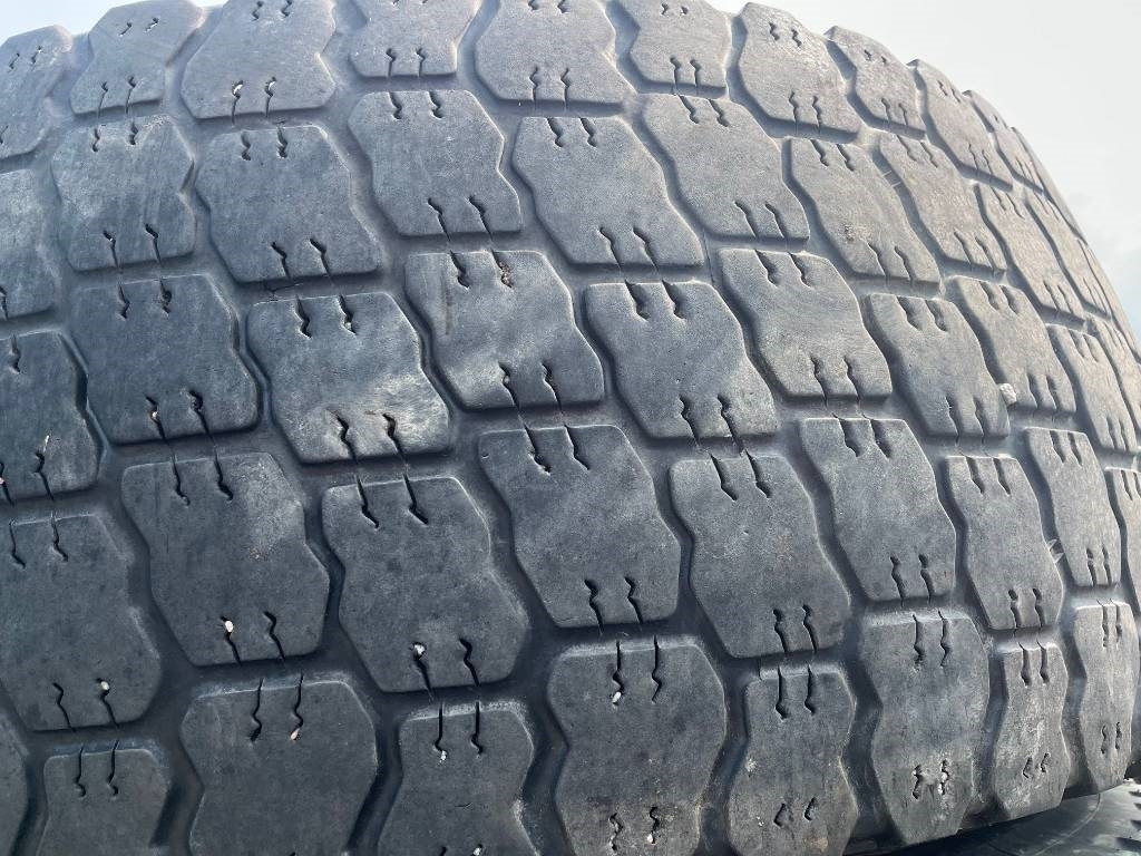 Ljungby hjul 20,5R25 - Wheel and tire package: picture 4 Ljungby hjul 20,5R25 - Wheel and tire package: picture 4