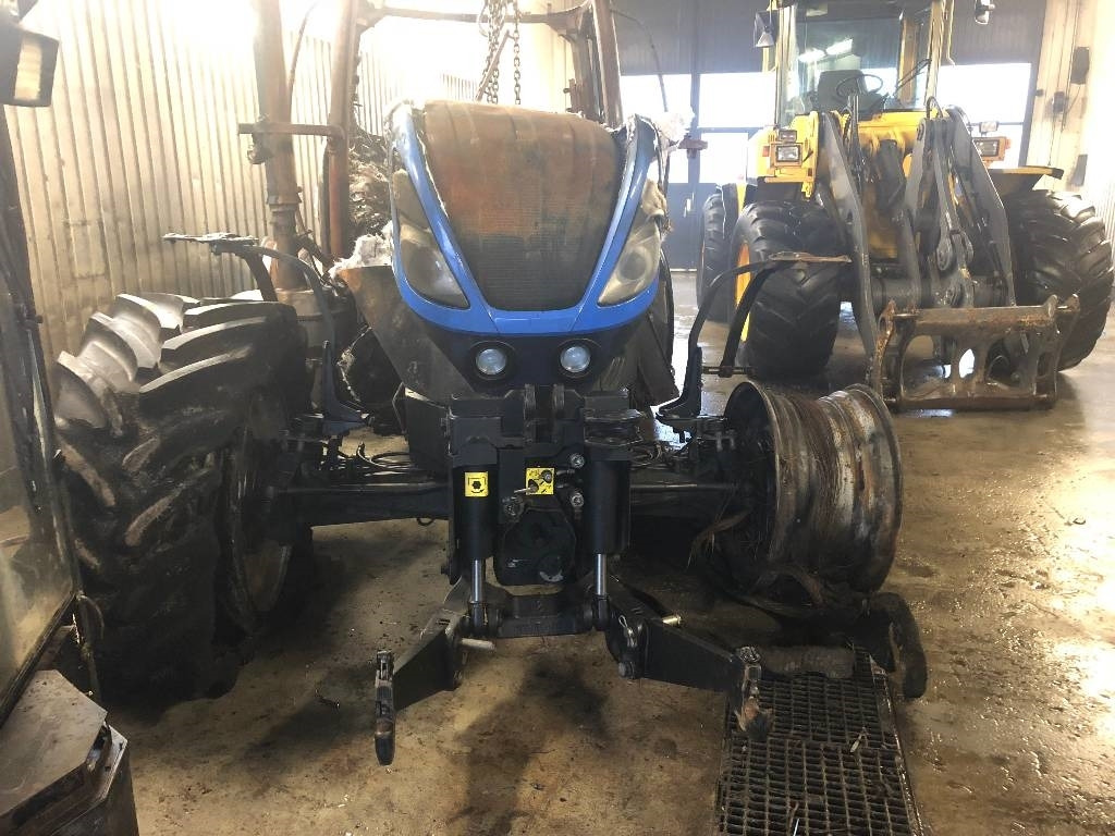New Holland T7 260 AC Dismantled for spare parts - Farm tractor: picture 1 New Holland T7 260 AC Dismantled for spare parts - Farm tractor: picture 1