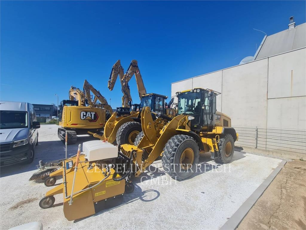 CAT 926M - Wheel loader: picture 1 CAT 926M - Wheel loader: picture 1
