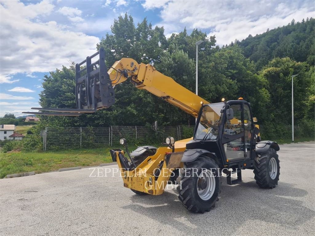 CAT TH 414 - Telescopic handler: picture 1 CAT TH 414 - Telescopic handler: picture 1