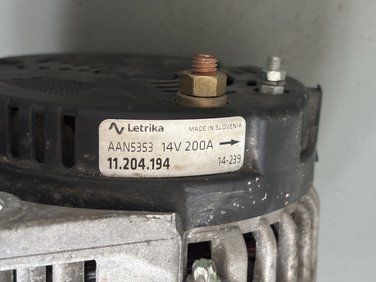 ALTERNATOR 11.204.194 AAN5353 MAHLE Letrika - Alternator for Agricultural machinery: picture 4 ALTERNATOR 11.204.194 AAN5353 MAHLE Letrika - Alternator for Agricultural machinery: picture 4