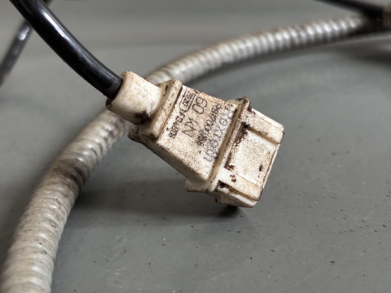 Bosch Rexroth 40KN Oryginalny sworzeń pomiarowy / czujnik siły wtyczka 3 piny R917000159 - Sensor for Agricultural machinery: picture 3 Bosch Rexroth 40KN Oryginalny sworzeń pomiarowy / czujnik siły wtyczka 3 piny R917000159 - Sensor for Agricultural machinery: picture 3