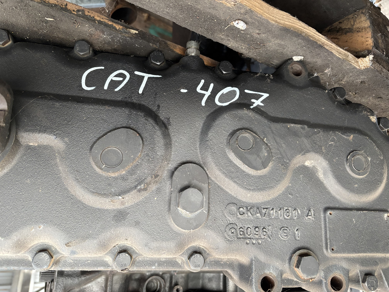 CAT Caterpillar 407 Skrzynia Pośrednia Skrzynia Rozdzielająca Napęd - Transmission for Agricultural machinery: picture 2 CAT Caterpillar 407 Skrzynia Pośrednia Skrzynia Rozdzielająca Napęd - Transmission for Agricultural machinery: picture 2