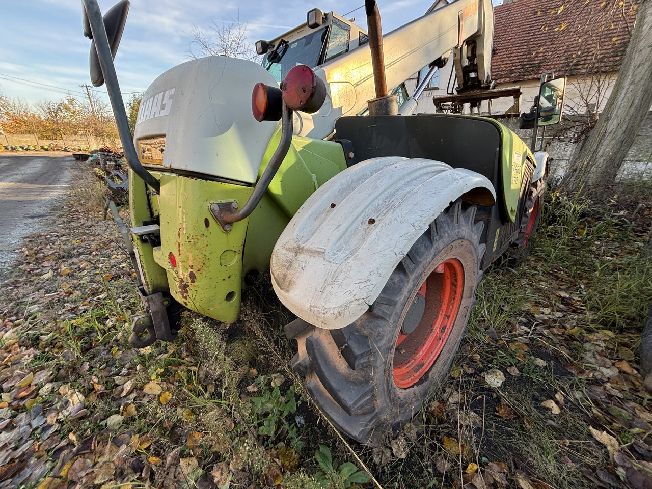 CLAAS TARGO K60 K70 Przeciwwaga 0003170870 00 0317 087 0 0003170880 00 0317 088 0 - Counterweight: picture 1 CLAAS TARGO K60 K70 Przeciwwaga 0003170870 00 0317 087 0 0003170880 00 0317 088 0 - Counterweight: picture 1