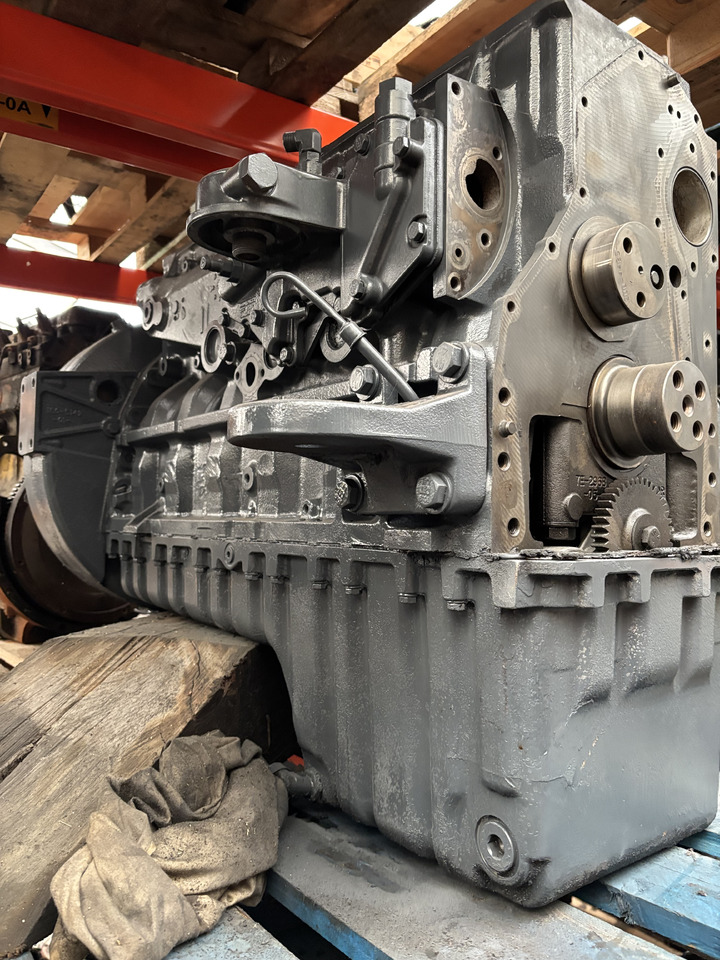 Cat Caterpillar 3126B Silnik Blok Miska Olejowa Wał Korbowy Tłok CZĘŚCI - Crankshaft for Agricultural machinery: picture 1 Cat Caterpillar 3126B Silnik Blok Miska Olejowa Wał Korbowy Tłok CZĘŚCI - Crankshaft for Agricultural machinery: picture 1