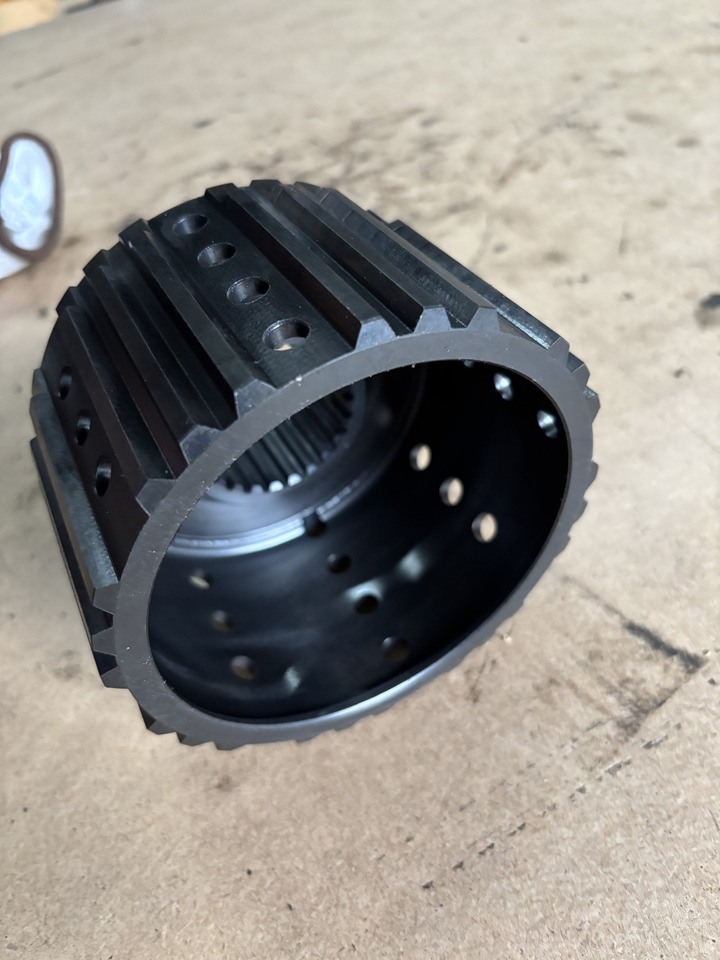 Claas AXION 830 Kosz 00 1134 327 0 0011343270 - Clutch disc for Agricultural machinery: picture 4 Claas AXION 830 Kosz 00 1134 327 0 0011343270 - Clutch disc for Agricultural machinery: picture 4