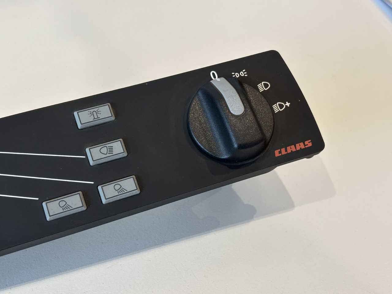 Claas Jaguar Lexion Przełącznik Panel Włącznik Moduł Oświetlenia Roboczego 0005592901 00 0559 290 1 - Electrical system for Agricultural machinery: picture 4 Claas Jaguar Lexion Przełącznik Panel Włącznik Moduł Oświetlenia Roboczego 0005592901 00 0559 290 1 - Electrical system for Agricultural machinery: picture 4