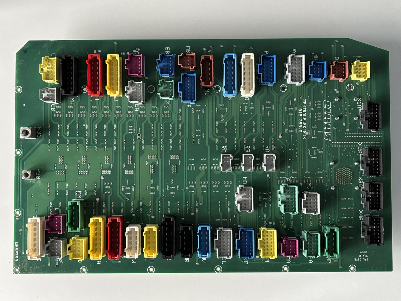 Claas Lexion 510 530 560 570 Płytka Bezpieczników Styków Modułów 0000153530 0000148031 - Fuse for Agricultural machinery: picture 1 Claas Lexion 510 530 560 570 Płytka Bezpieczników Styków Modułów 0000153530 0000148031 - Fuse for Agricultural machinery: picture 1