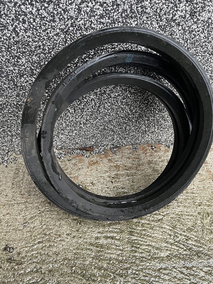 Claas Lexion - pas pasek klinowy 746506.0 - Belt tensioner for Agricultural machinery: picture 2 Claas Lexion - pas pasek klinowy 746506.0 - Belt tensioner for Agricultural machinery: picture 2