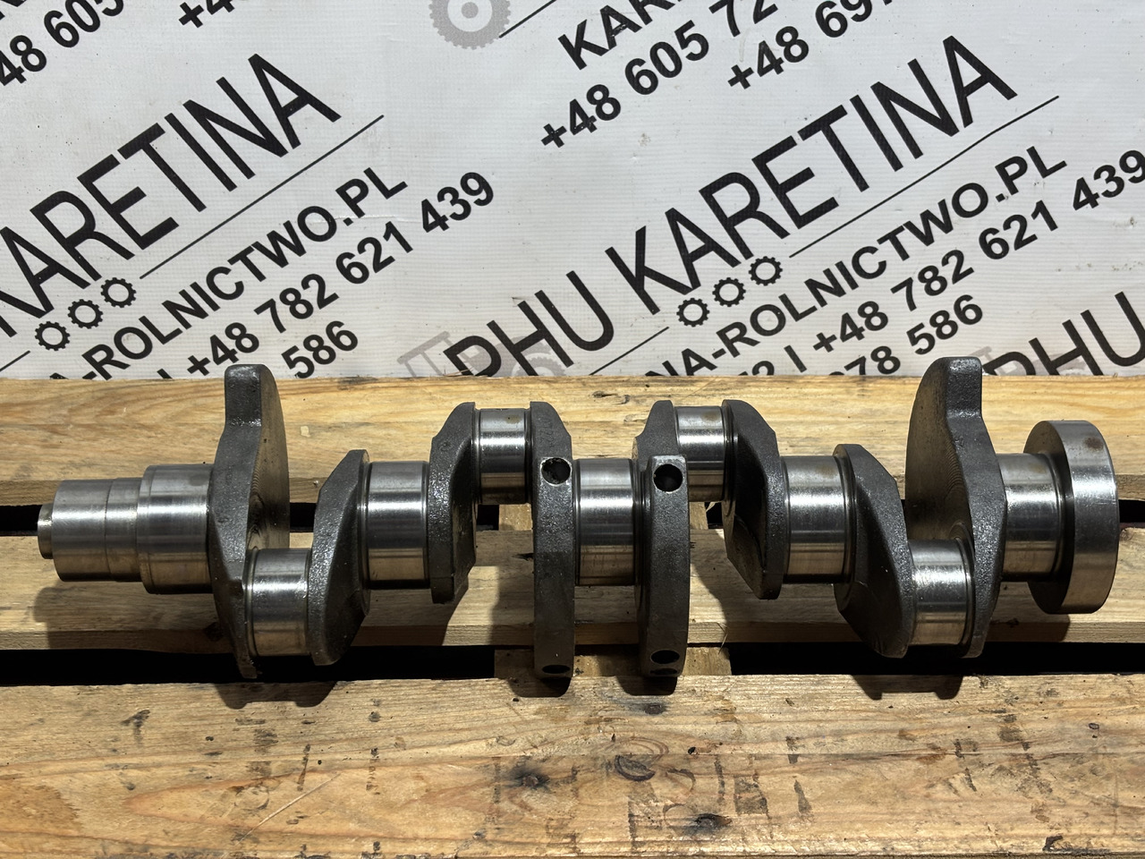 Deutz BF4M1011 BF4M2011C D4L2011 D2011L04 Wał Korbowy - Crankshaft for Agricultural machinery: picture 1 Deutz BF4M1011 BF4M2011C D4L2011 D2011L04 Wał Korbowy - Crankshaft for Agricultural machinery: picture 1