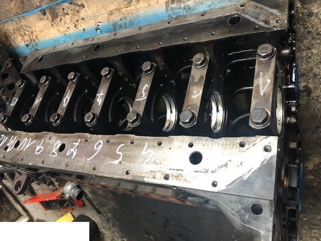 Deutz Bf6M 2012 - Blok Cylindrów Silnika - Cylinder block for Agricultural machinery: picture 5 Deutz Bf6M 2012 - Blok Cylindrów Silnika - Cylinder block for Agricultural machinery: picture 5