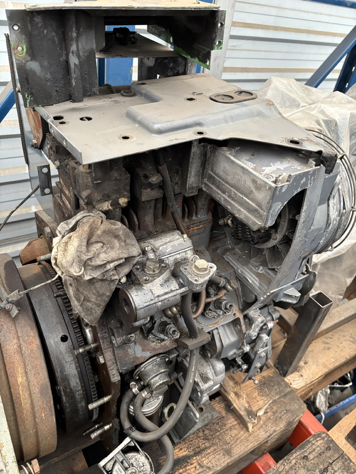 Deutz F2L1011 Silnik Blok Koło Zamachowe Tłok Pokrywa CZĘŚCI - Flywheel for Agricultural machinery: picture 1 Deutz F2L1011 Silnik Blok Koło Zamachowe Tłok Pokrywa CZĘŚCI - Flywheel for Agricultural machinery: picture 1