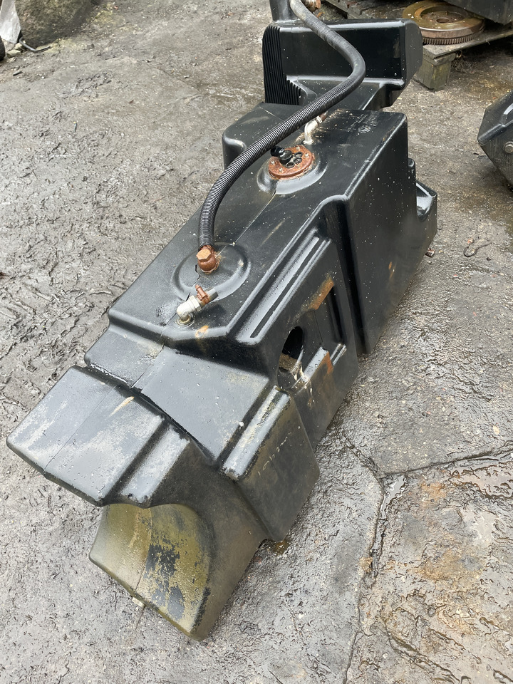 Deutz Fahr Agrotron - zbiornik paliwa 001418183 - Fuel tank for Agricultural machinery: picture 2 Deutz Fahr Agrotron - zbiornik paliwa 001418183 - Fuel tank for Agricultural machinery: picture 2