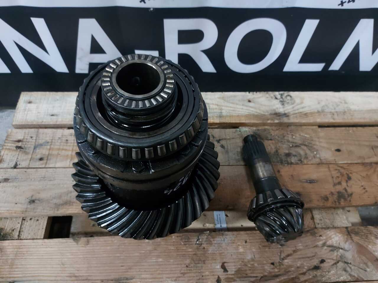 Fendt 926 Vario Atak i talerz 12x38 mechanizm róźnicowy - Differential gear for Agricultural machinery: picture 2 Fendt 926 Vario Atak i talerz 12x38 mechanizm róźnicowy - Differential gear for Agricultural machinery: picture 2
