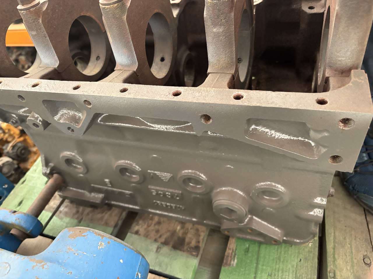 IVECO 8041.05 Blok Silnika 4780631 - Cylinder block for Agricultural machinery: picture 4 IVECO 8041.05 Blok Silnika 4780631 - Cylinder block for Agricultural machinery: picture 4