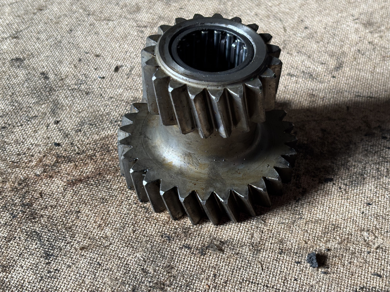 John Deere 6100 6200 Bieg Tryb L76851 - Gearbox and parts for Agricultural machinery: picture 1 John Deere 6100 6200 Bieg Tryb L76851 - Gearbox and parts for Agricultural machinery: picture 1