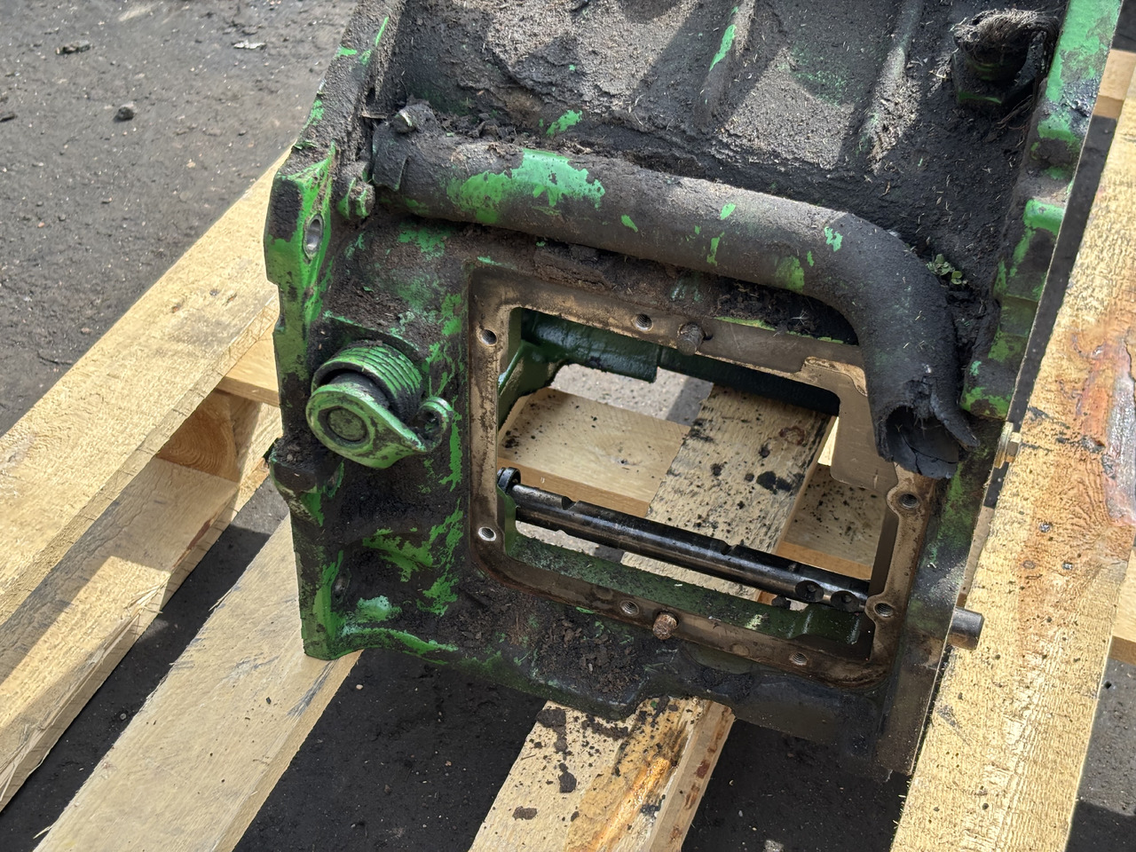 John Deere 6630 Obudowa Skrzyni AL227645 - Gearbox and parts for Agricultural machinery: picture 4 John Deere 6630 Obudowa Skrzyni AL227645 - Gearbox and parts for Agricultural machinery: picture 4