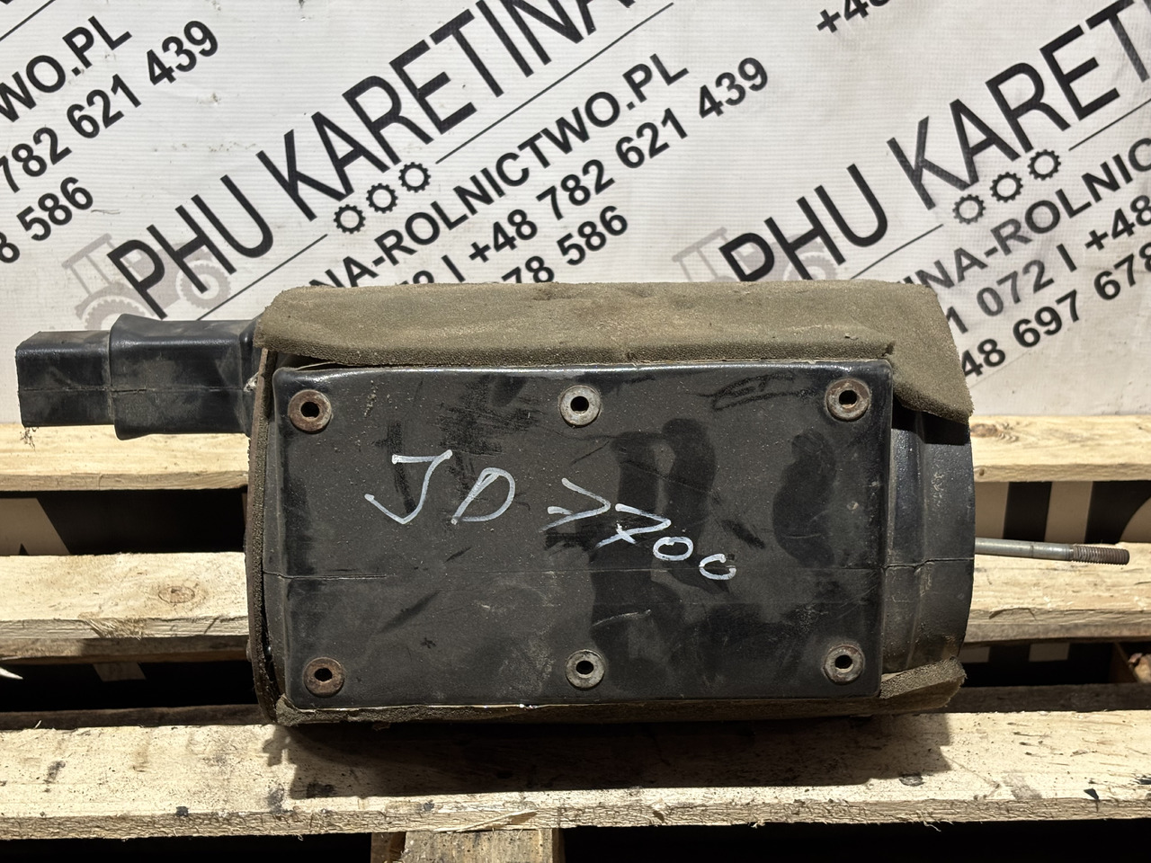 John Deere 7000 7600 7700 7800 7610 7710 7810 Obudowa Filtra Powietrza R125779 - Air filter for Agricultural machinery: picture 4 John Deere 7000 7600 7700 7800 7610 7710 7810 Obudowa Filtra Powietrza R125779 - Air filter for Agricultural machinery: picture 4