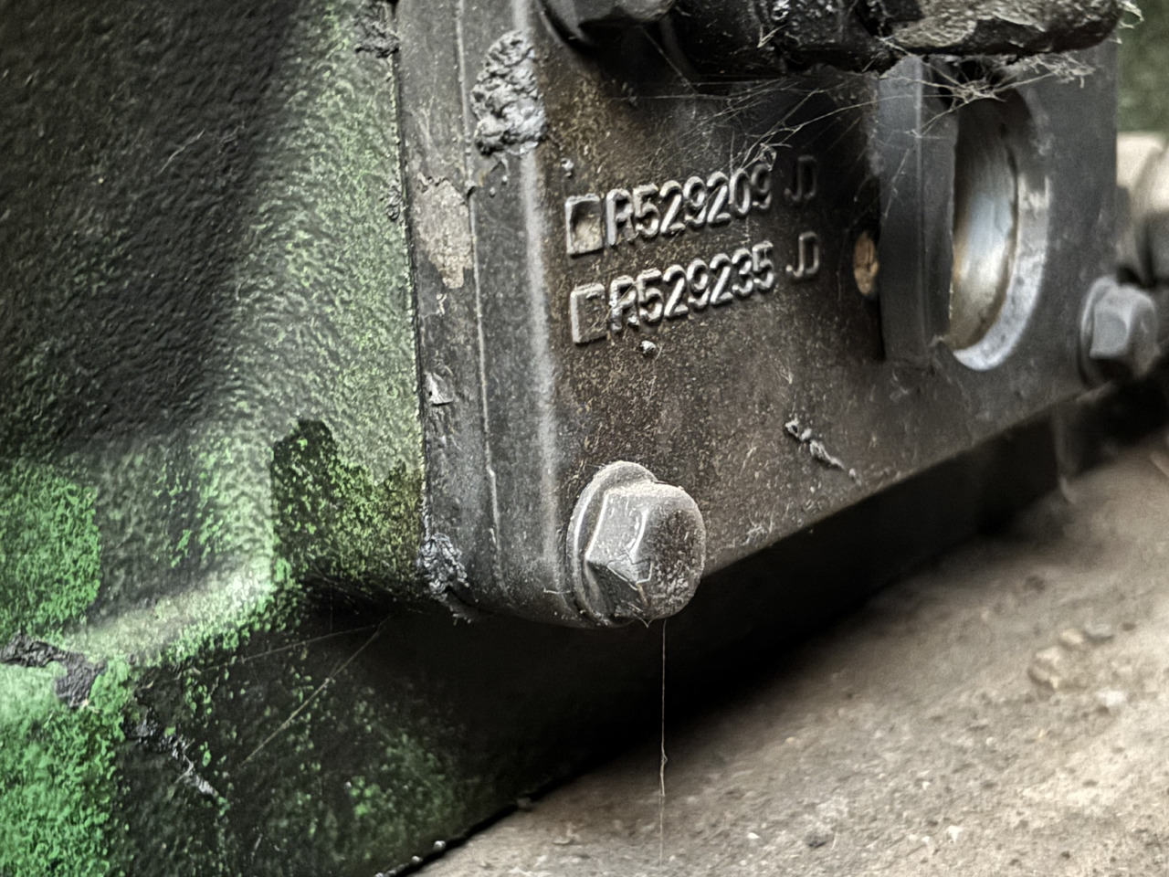 Flywheel for Agricultural machinery John Deere 7230 7280 8260 8310 9370 670 Silnik Blok Koło Zamachowe CZĘŚCI RE538143 R537181: picture 9 Flywheel for Agricultural machinery John Deere 7230 7280 8260 8310 9370 670 Silnik Blok Koło Zamachowe CZĘŚCI RE538143 R537181: picture 9