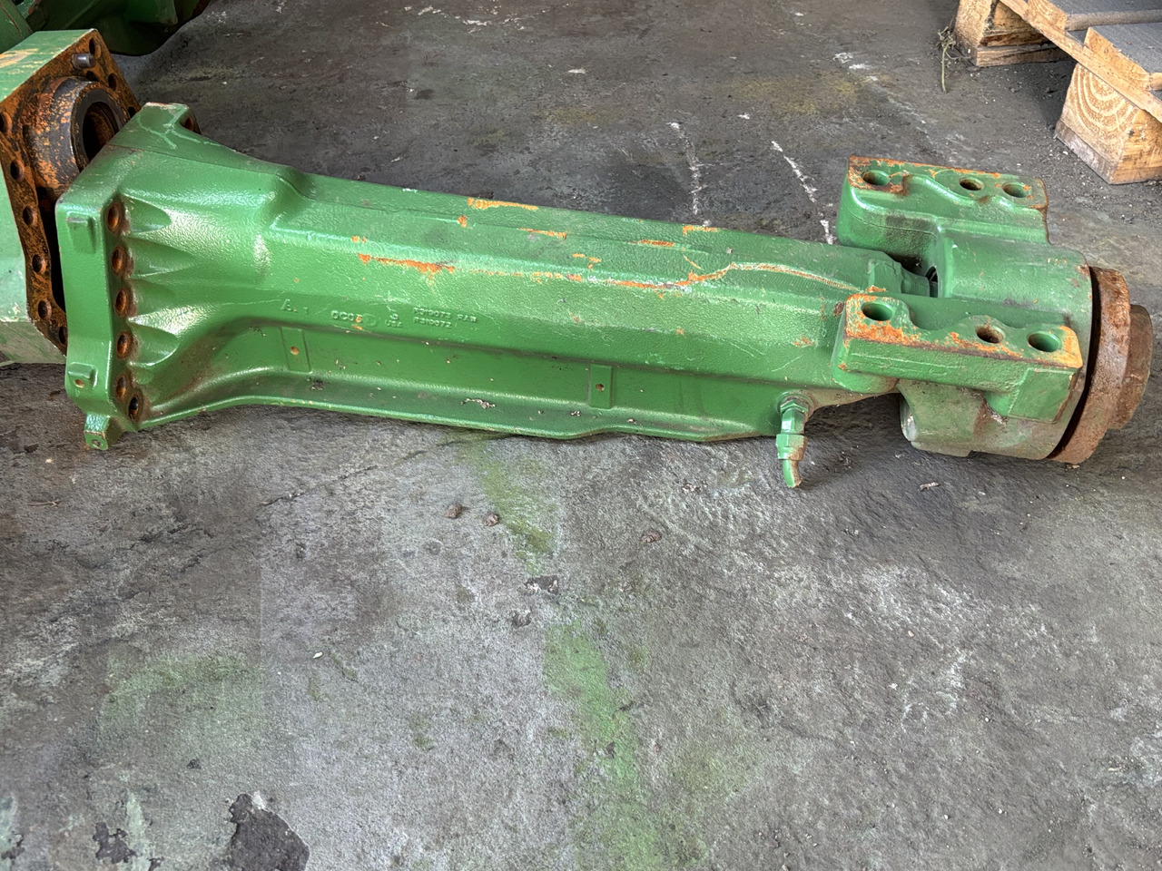 John Deere 7RXXX 7R330 7R 330 Obudowa przedniej osi R319072  R288788 - Front axle for Agricultural machinery: picture 2 John Deere 7RXXX 7R330 7R 330 Obudowa przedniej osi R319072  R288788 - Front axle for Agricultural machinery: picture 2