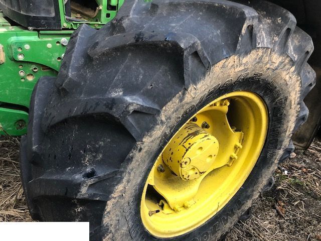John Deere - Koło Felga 420/70 R24 - Wheel and tire package for Agricultural machinery: picture 2 John Deere - Koło Felga 420/70 R24 - Wheel and tire package for Agricultural machinery: picture 2