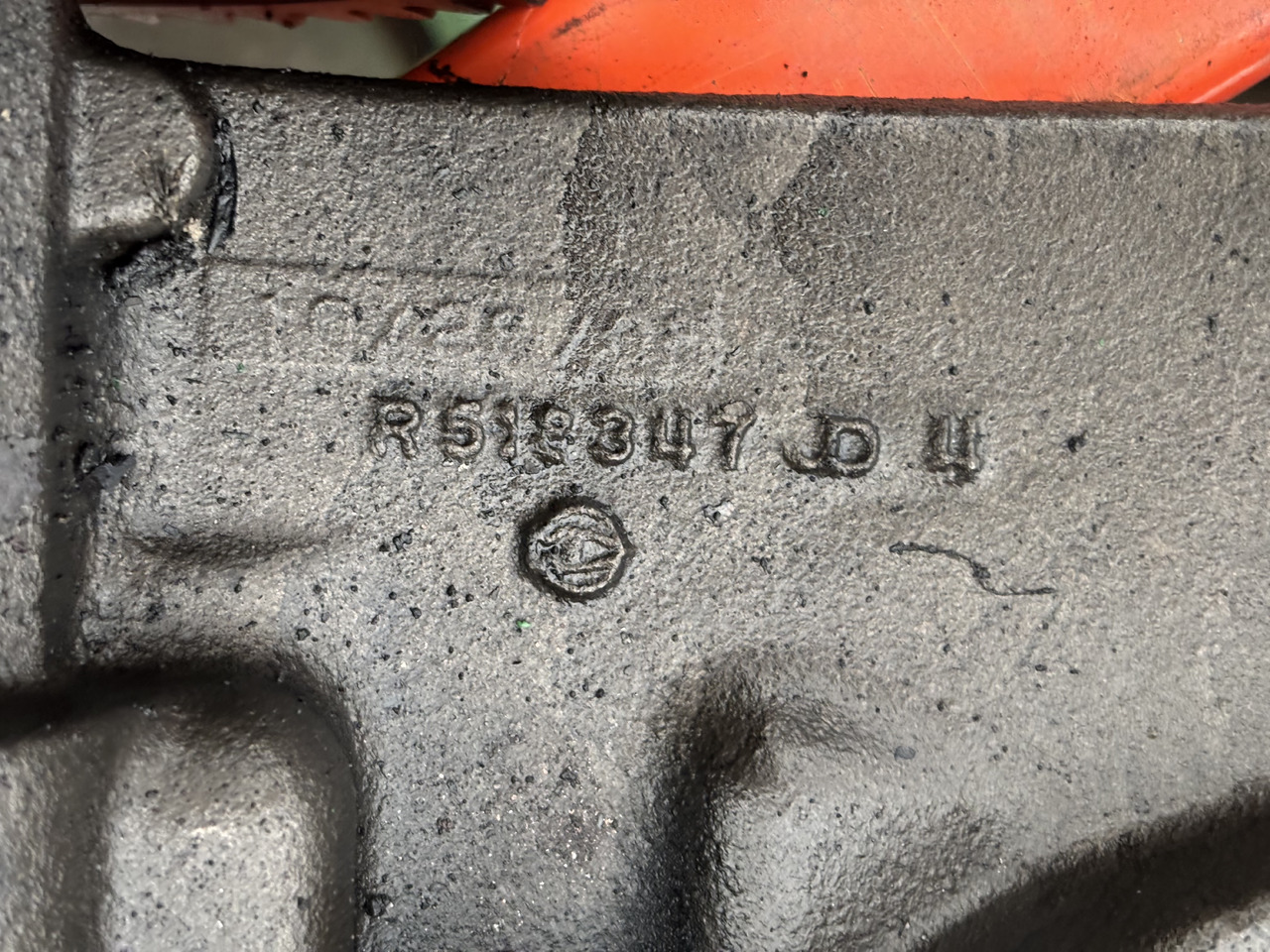 John Deere RE543187 R518347 RE533975 Pompa Oleju - Oil pump for Agricultural machinery: picture 2 John Deere RE543187 R518347 RE533975 Pompa Oleju - Oil pump for Agricultural machinery: picture 2