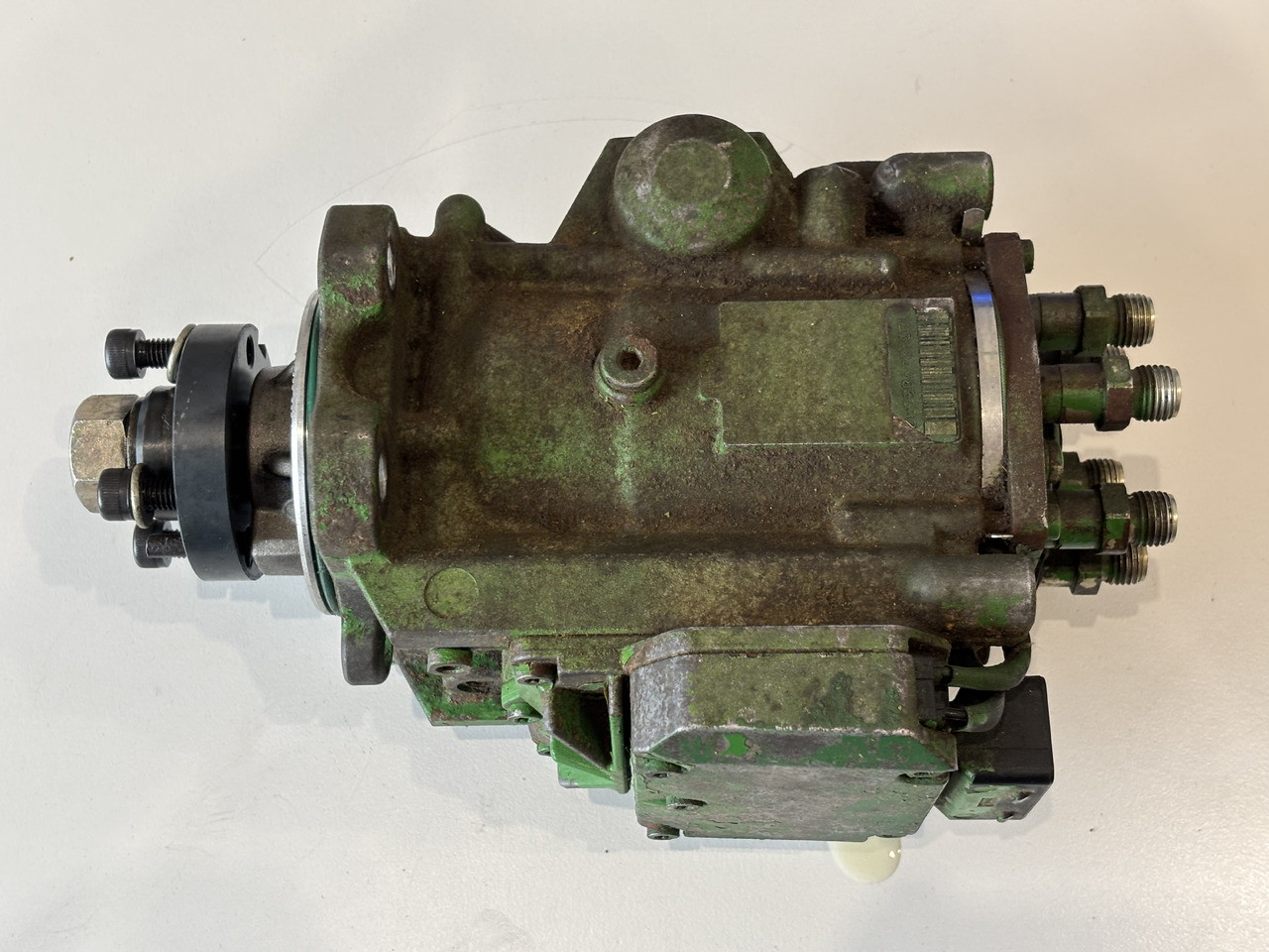 John Deere VP44 6920 6930 6820 Pompa Wtryskowa Bosch 0470506018 RE501275 - Fuel pump for Agricultural machinery: picture 5 John Deere VP44 6920 6930 6820 Pompa Wtryskowa Bosch 0470506018 RE501275 - Fuel pump for Agricultural machinery: picture 5