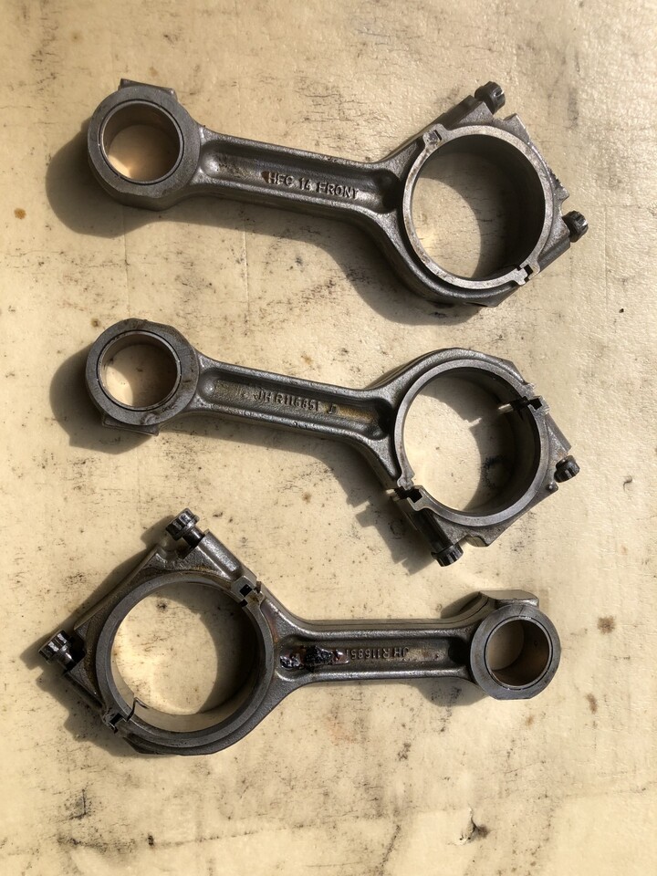 John Deere-korbowody/John Deere JHR 116851 - Connecting rod for Agricultural machinery: picture 1 John Deere-korbowody/John Deere JHR 116851 - Connecting rod for Agricultural machinery: picture 1