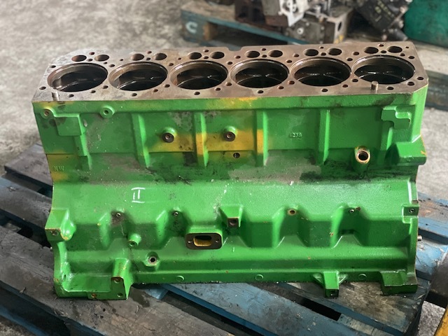 John deere R504850 C blok cylindrów - Cylinder block for Agricultural machinery: picture 3 John deere R504850 C blok cylindrów - Cylinder block for Agricultural machinery: picture 3