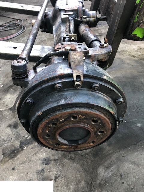 Lamborghini Grand Prix - Most Przedni - Front axle for Agricultural machinery: picture 2 Lamborghini Grand Prix - Most Przedni - Front axle for Agricultural machinery: picture 2