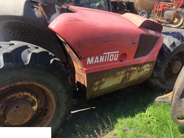 Manitou - Klapa Silnika - Hood for Agricultural machinery: picture 1 Manitou - Klapa Silnika - Hood for Agricultural machinery: picture 1