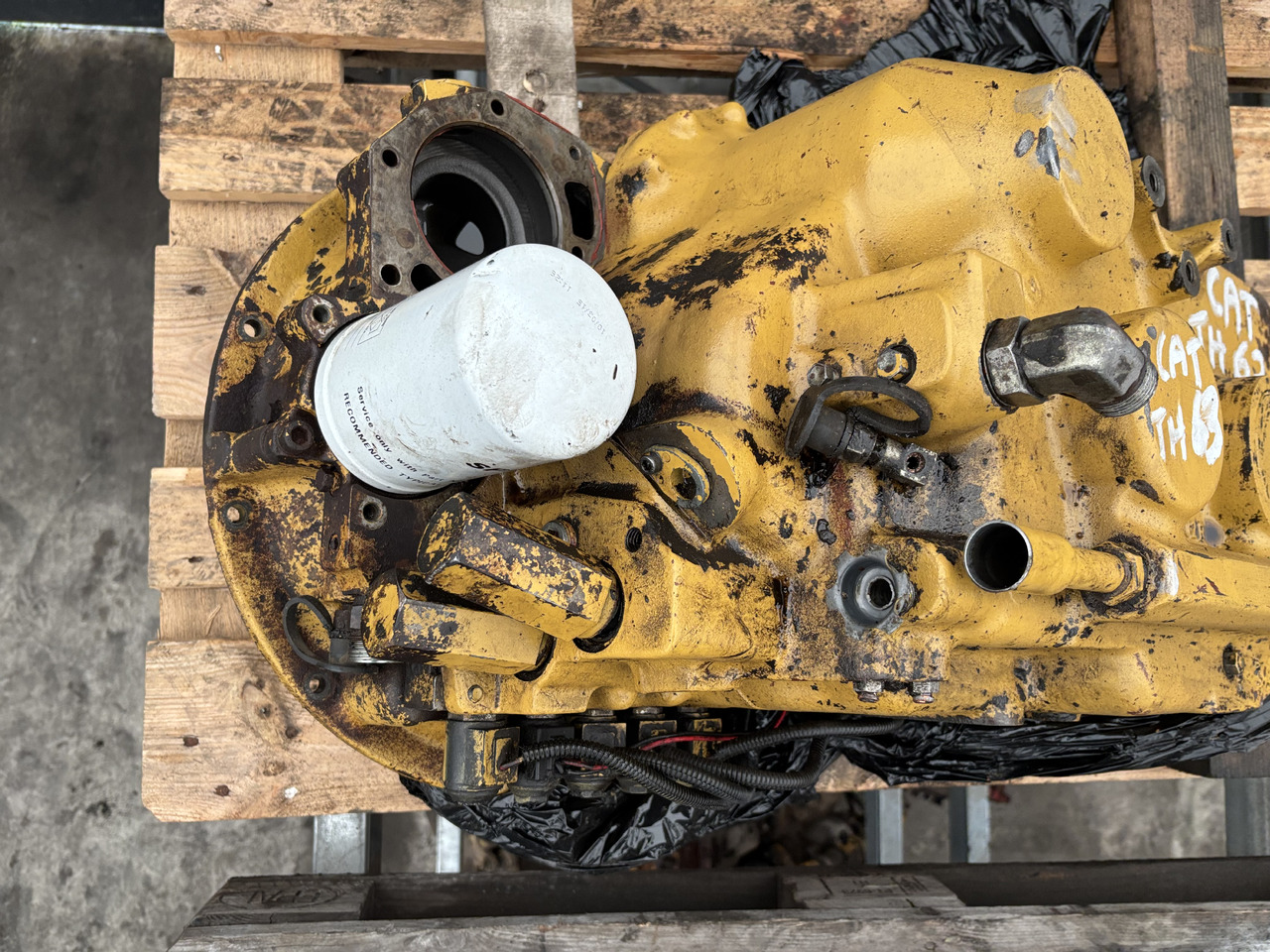 Manitou MLA628T Cat TH63 Skrzynia biegów 4205502R - Gearbox for Agricultural machinery: picture 2 Manitou MLA628T Cat TH63 Skrzynia biegów 4205502R - Gearbox for Agricultural machinery: picture 2
