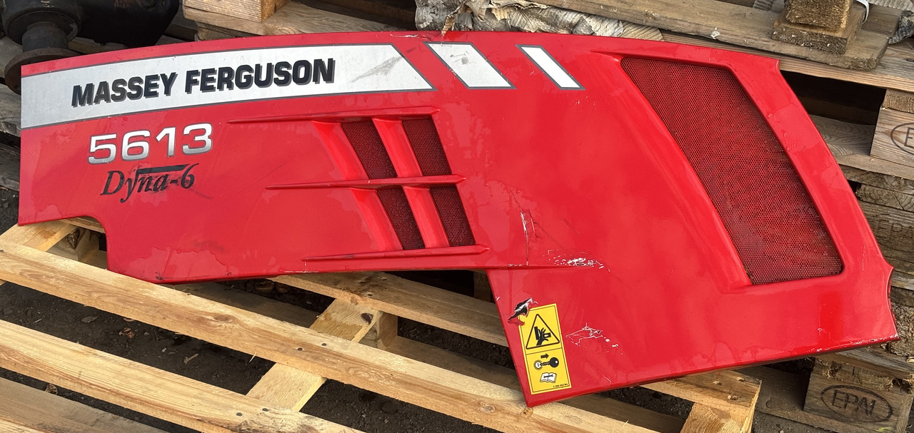 Massey Ferguson 5613 Obudowa Silnika Boczna Prawa - Body and exterior for Agricultural machinery: picture 2 Massey Ferguson 5613 Obudowa Silnika Boczna Prawa - Body and exterior for Agricultural machinery: picture 2