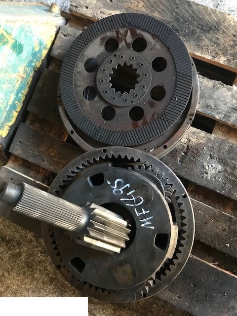 Massey Ferguson 6480 - Zwolnica tylna seria 6400 - Final drive for Agricultural machinery: picture 1 Massey Ferguson 6480 - Zwolnica tylna seria 6400 - Final drive for Agricultural machinery: picture 1