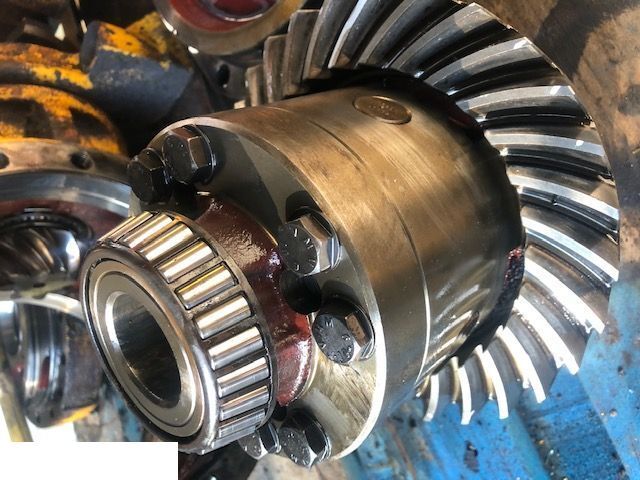 Matbro TS 280 - Clark Hurth - Atak 8x29 - Transmission for Agricultural machinery: picture 4 Matbro TS 280 - Clark Hurth - Atak 8x29 - Transmission for Agricultural machinery: picture 4