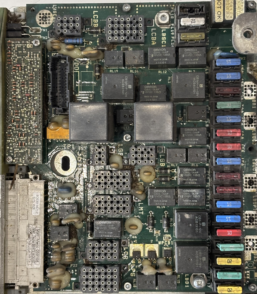 Merlo 059198 Kontroler Płyta Elektroniczna ECU MUGS UGS SGB Sterownik Bezpiecznik - ECU for Agricultural machinery: picture 1 Merlo 059198 Kontroler Płyta Elektroniczna ECU MUGS UGS SGB Sterownik Bezpiecznik - ECU for Agricultural machinery: picture 1