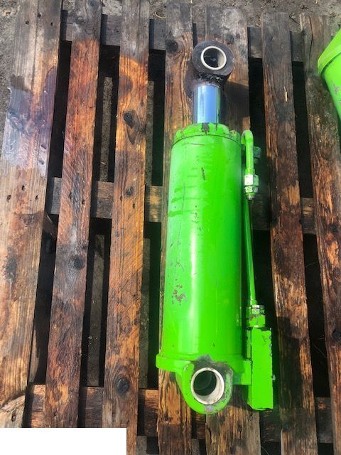 Merlo - Siłownik Poziomu - Hydraulic cylinder for Agricultural machinery: picture 3 Merlo - Siłownik Poziomu - Hydraulic cylinder for Agricultural machinery: picture 3