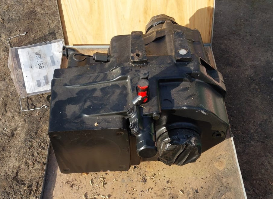 NAF BST 03/0 04 Skrzynia Biegów Ponsse Ergo Komatsu NOWA - Gearbox for Agricultural machinery: picture 1 NAF BST 03/0 04 Skrzynia Biegów Ponsse Ergo Komatsu NOWA - Gearbox for Agricultural machinery: picture 1