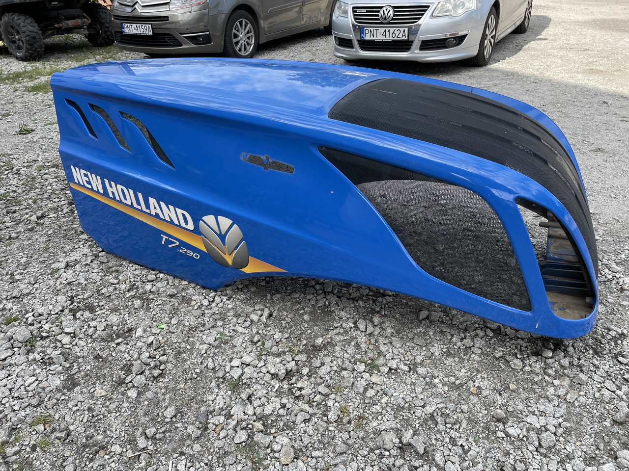 New Holland T7.275 T7.290 T7.315 - maska silnika 47731212 - Hood for Agricultural machinery: picture 4 New Holland T7.275 T7.290 T7.315 - maska silnika 47731212 - Hood for Agricultural machinery: picture 4